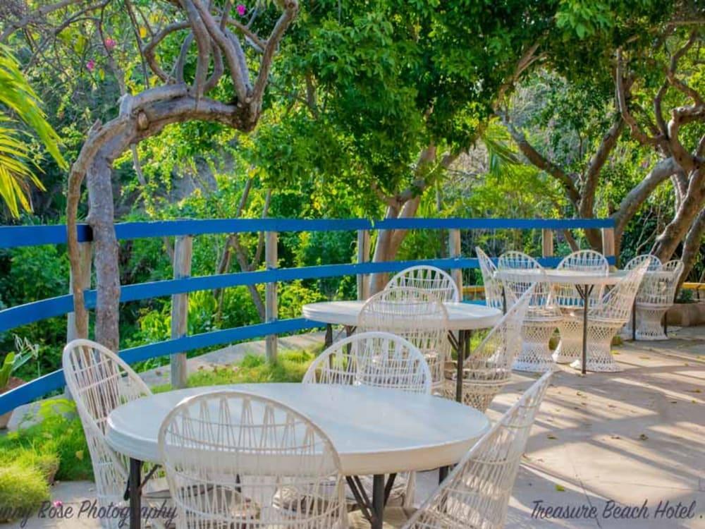 Treasure Beach Hotel Luaran gambar