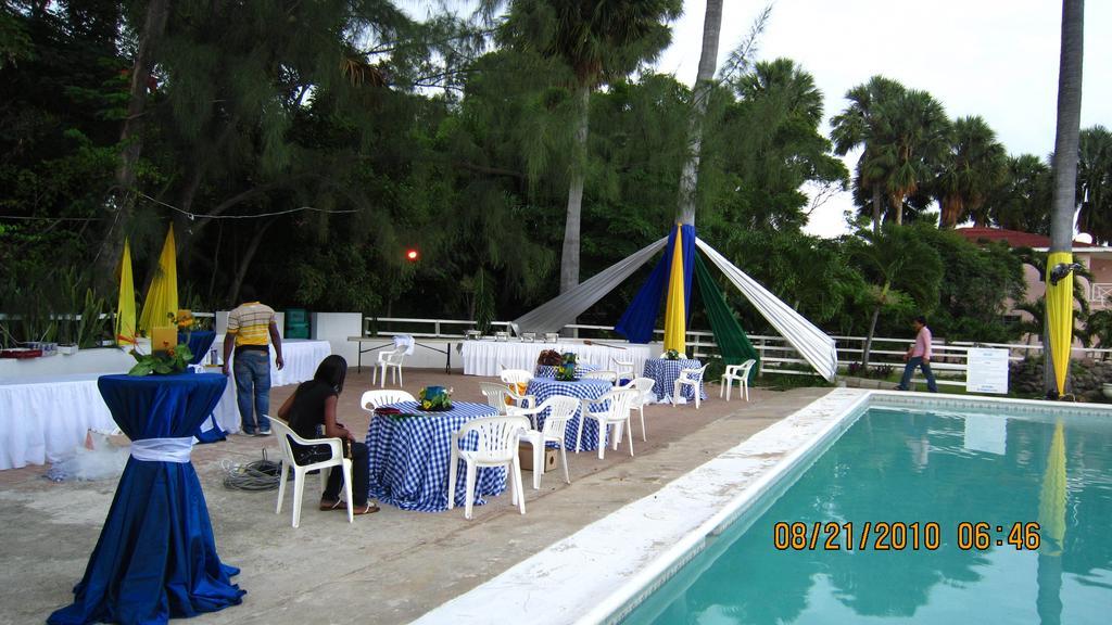 Treasure Beach Hotel Luaran gambar
